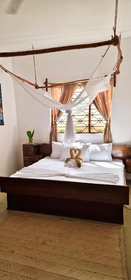 Mlango Paje House Bed and Breakfast Eksteriør billede